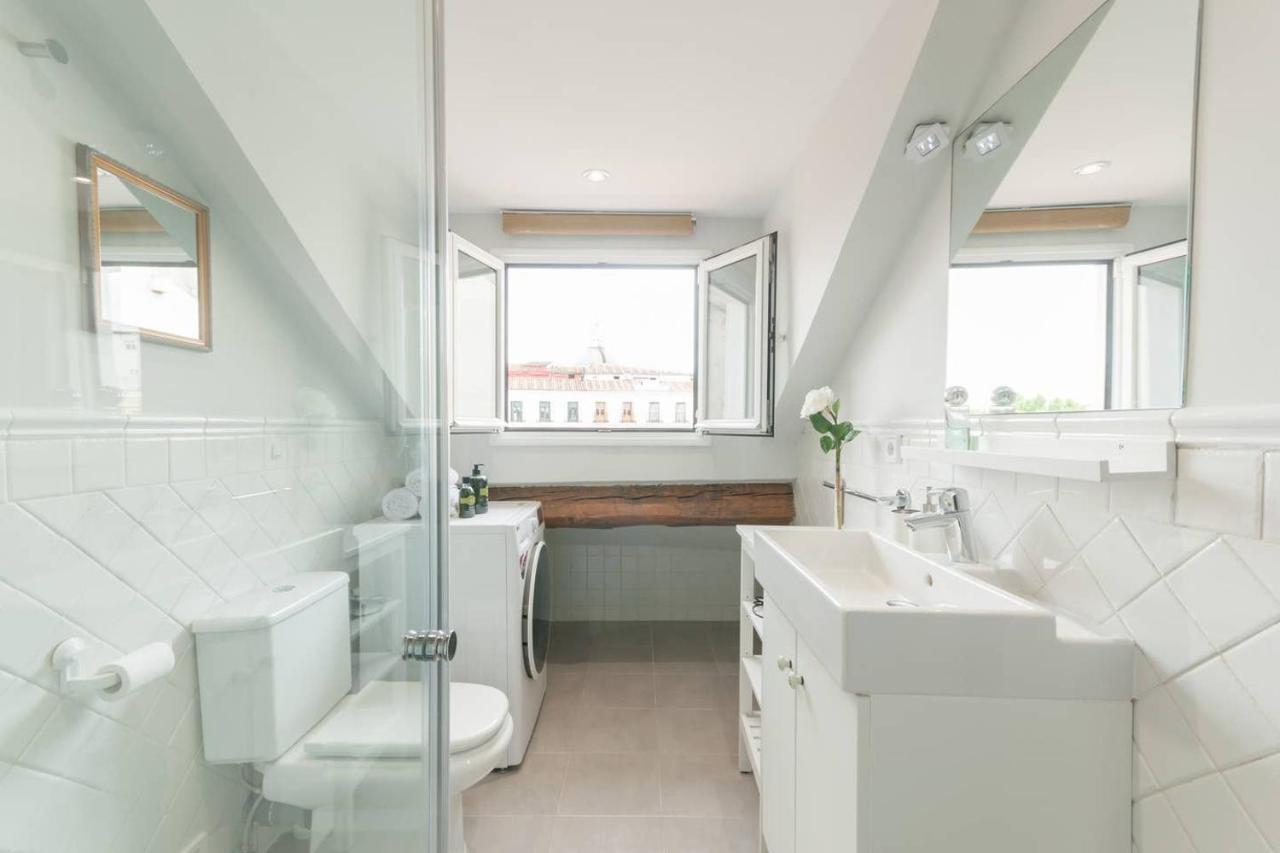 Cozy One-Bedroom Penthhouse La Latina Madrid Exterior foto