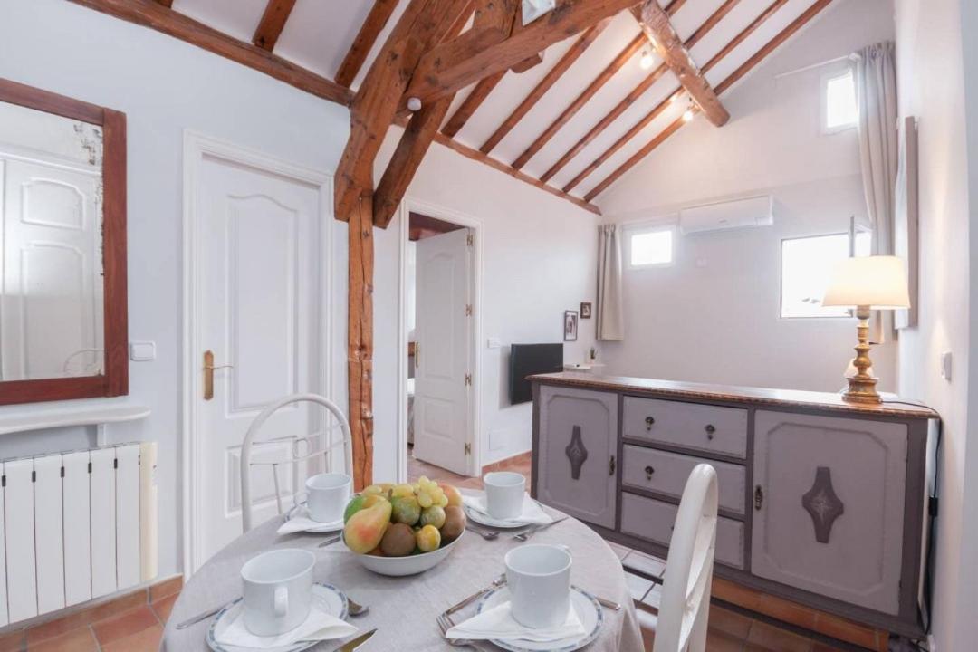 Cozy One-Bedroom Penthhouse La Latina Madrid Exterior foto